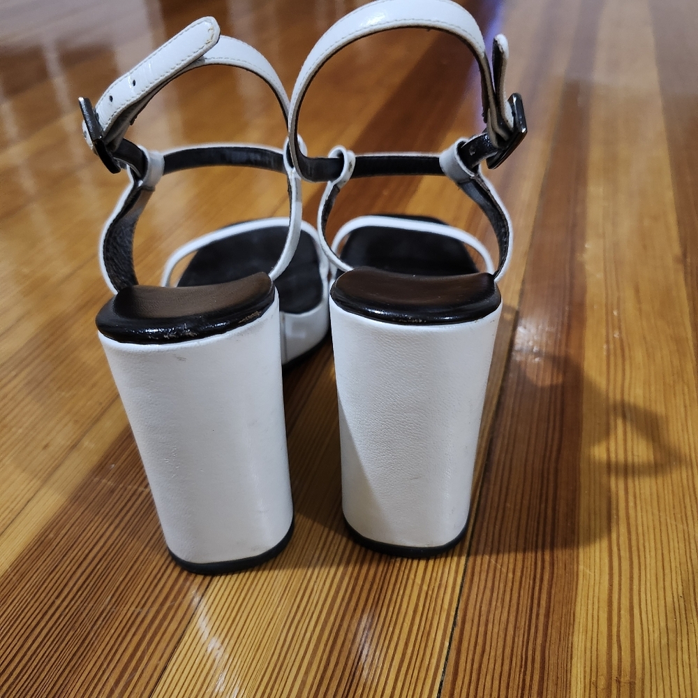 Gucci heeled Sandals/ no box - Picture 2 of 9